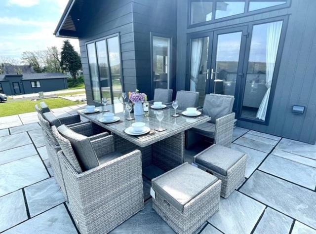 *Luxury Holiday Home With Hot Tub Close To Beach* Penally Buitenkant foto