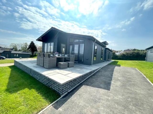 *Luxury Holiday Home With Hot Tub Close To Beach* Penally Buitenkant foto